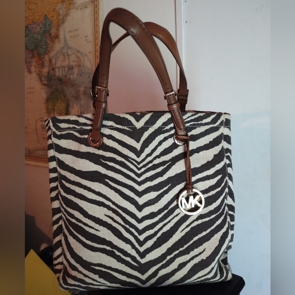 Michael Kors Tote with Zebra Print *LIKE NEW*